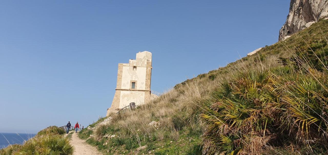 Casa Vacanza Da Rosa Custonaci Exteriör bild