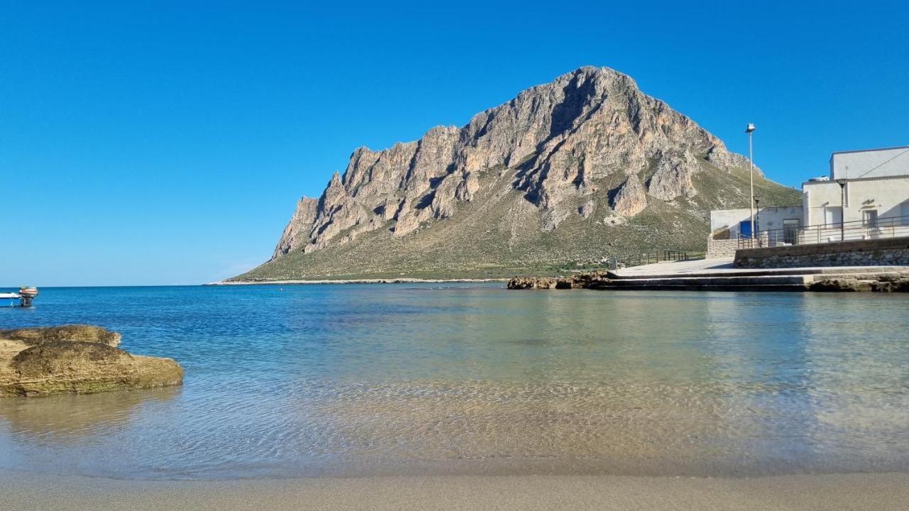 Casa Vacanza Da Rosa Custonaci Exteriör bild
