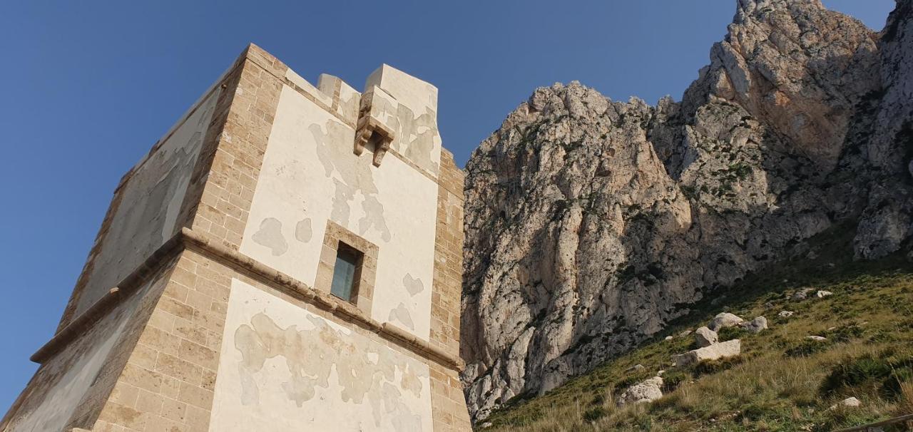 Casa Vacanza Da Rosa Custonaci Exteriör bild